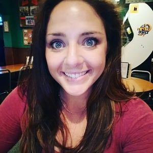 Meet your Posher, Noelle